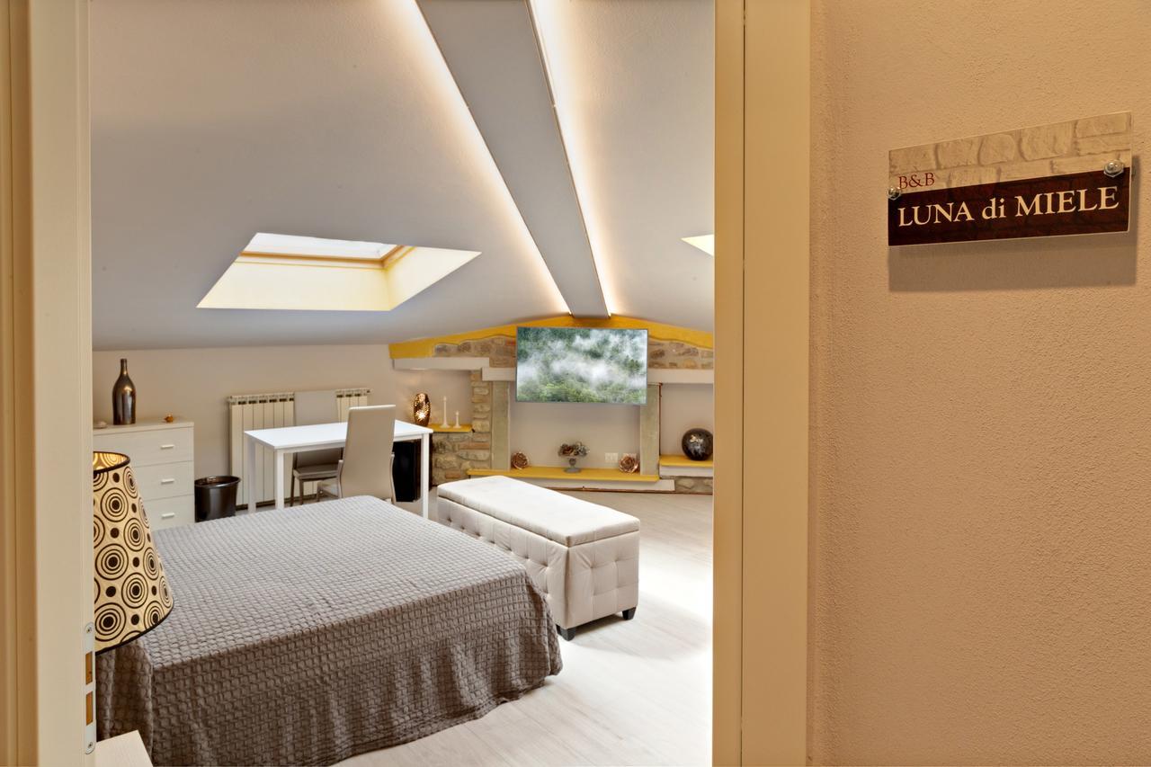 Casa Vacanze - Matelda Bed & Breakfast Poppi Exterior foto